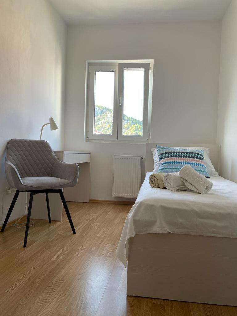 Apartment Place 2 Stay Đảo Hvar Ngoại thất bức ảnh